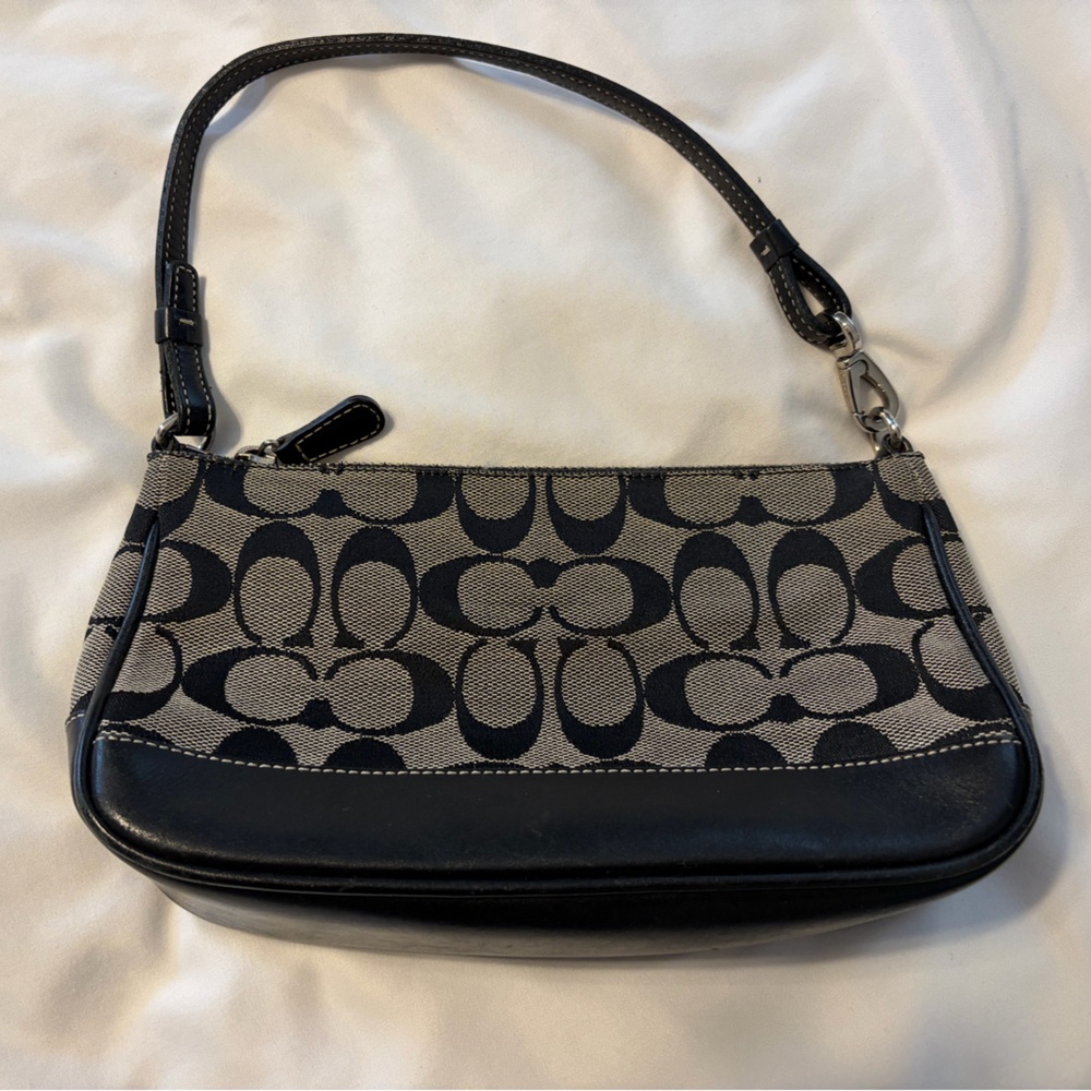 Coach Signature Black and Gray Women's Bag